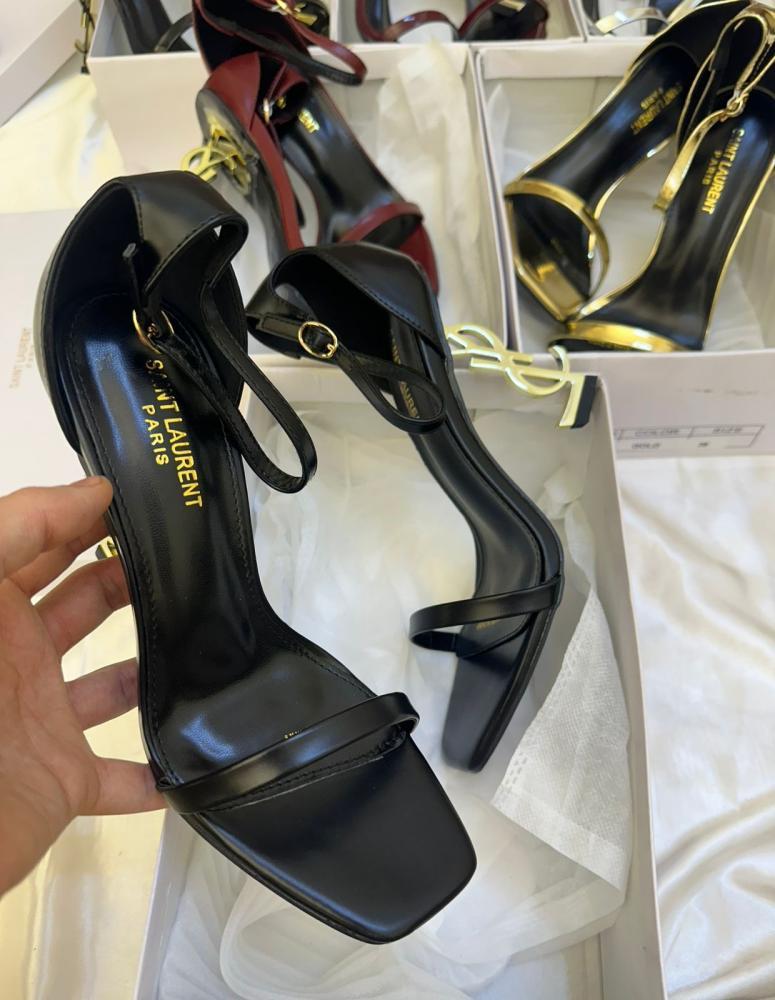 صندل Saint Laurent