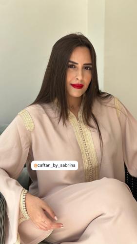 قفطان فخم بيج فاتح