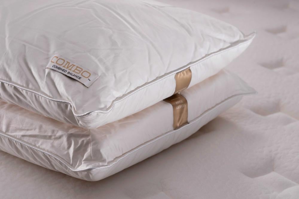 مخدة فندقية