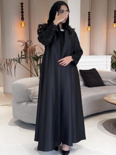عباية كريب اسبشل شك على الكم بقصه نص كلوش
