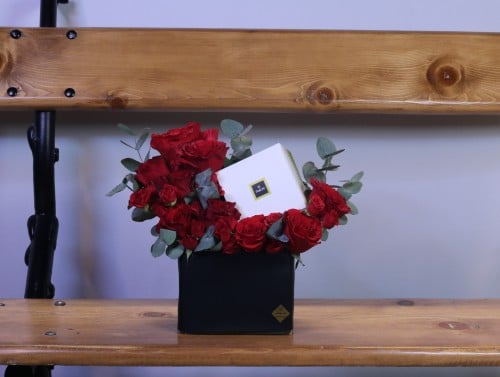 بوكس ورد احمر