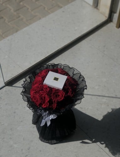 باقة ورد مع شوكولاتة باتشي