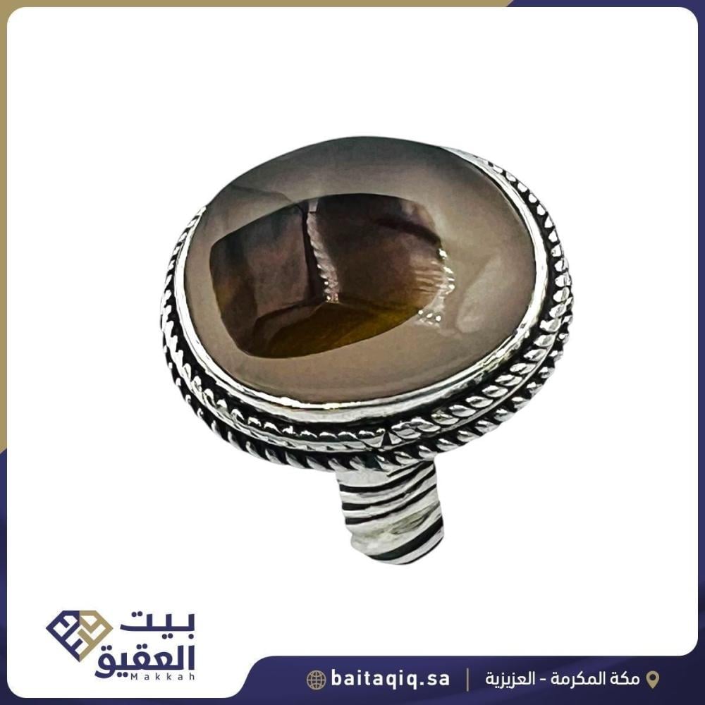 خاتم عقيق يمني بصياغة ملكي حجازي