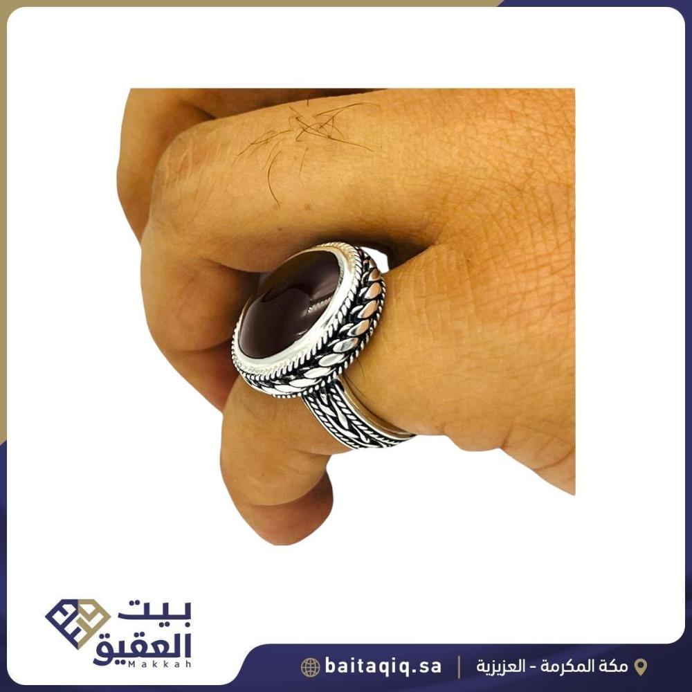 خاتم عقيق يمني بصياغة السلك نجراني