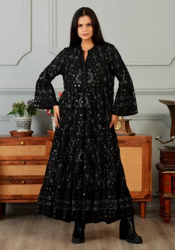 فستان طويل بشك مرايات