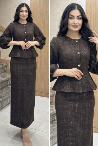 تايور صوف بني