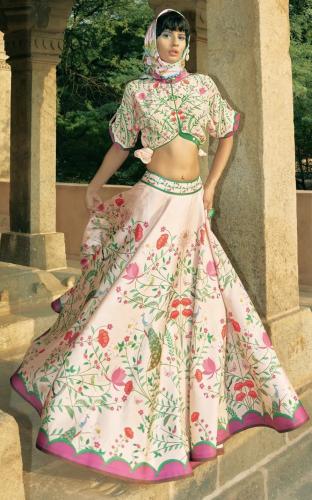 تنوره واسعه ومميزه