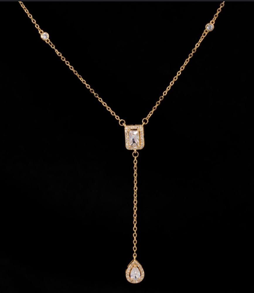 قلادة زركون ذهبي