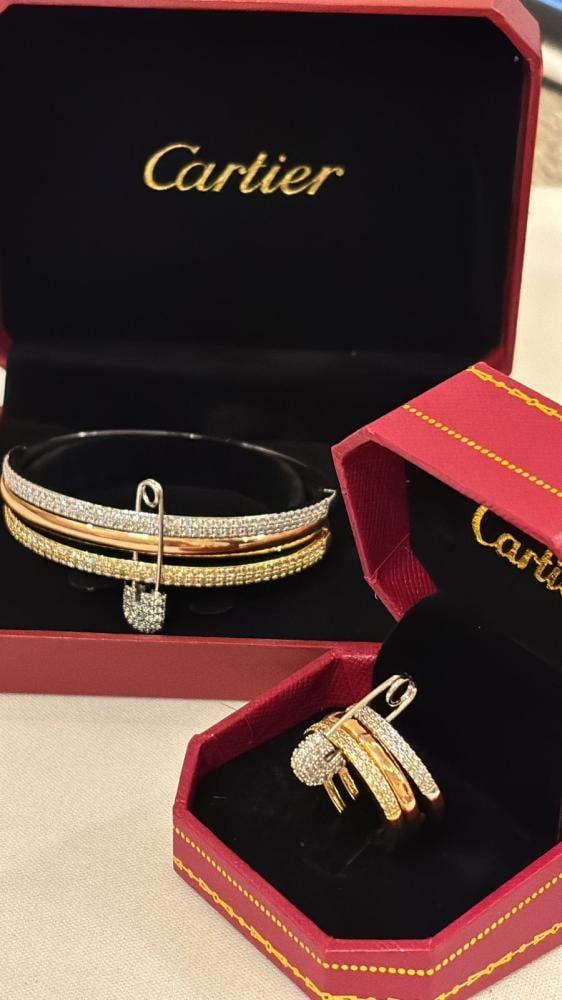 ثلاثى البريق العصرى