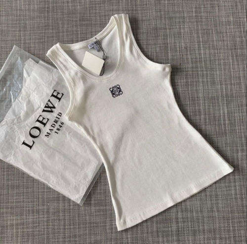 توب لويفي ابيض Loewe white top