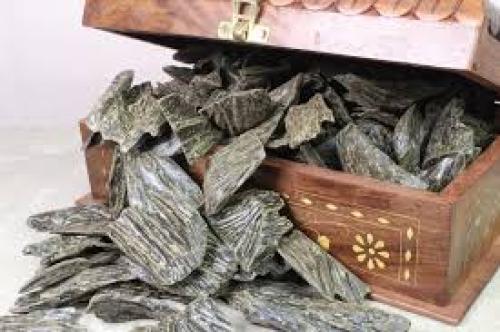 العود الازرق المحسن 300 جرام