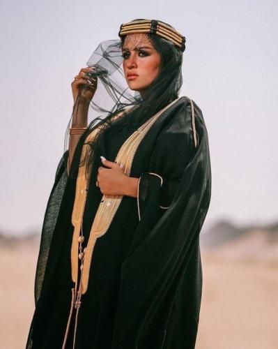 بشت نسائي يوم التأسيس