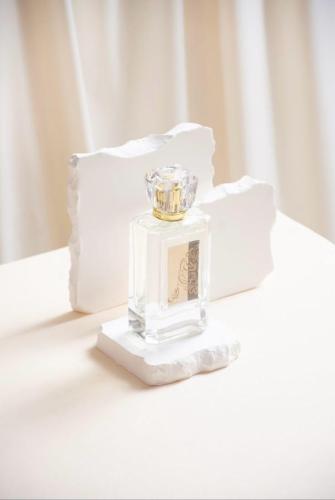 عطر 004 aws