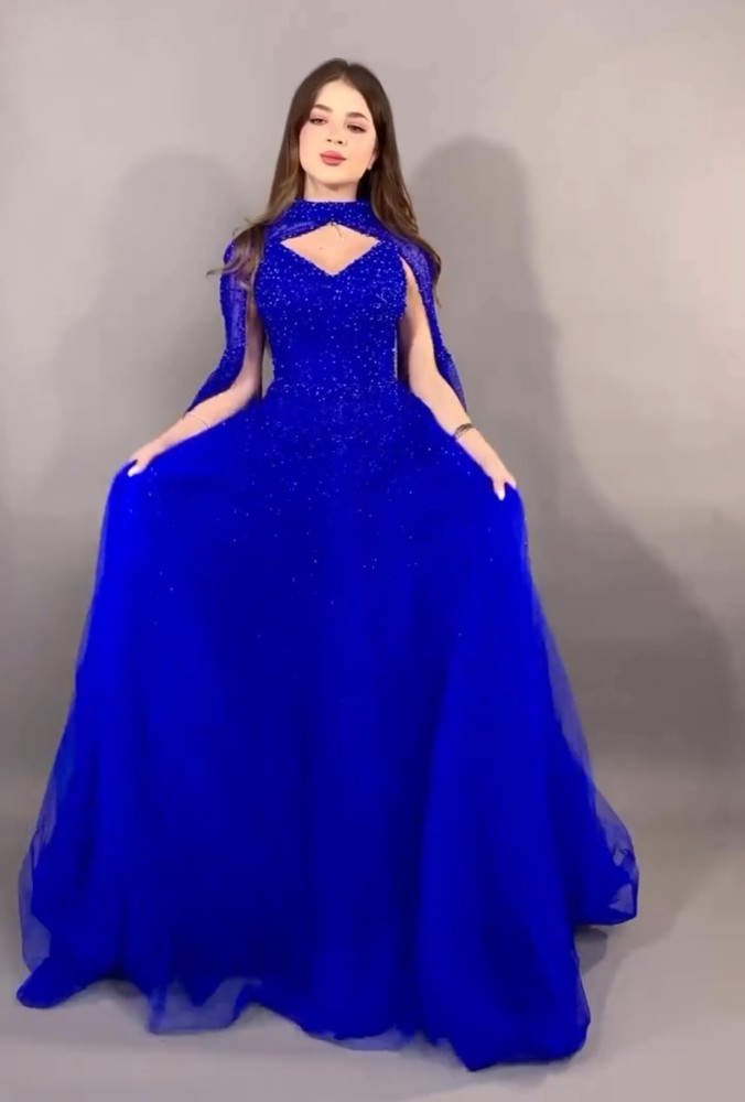 فستان سهرة طويل تل طبقات تطريز