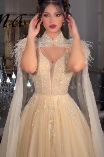 فستان سهرة ينلبس بطريقتين