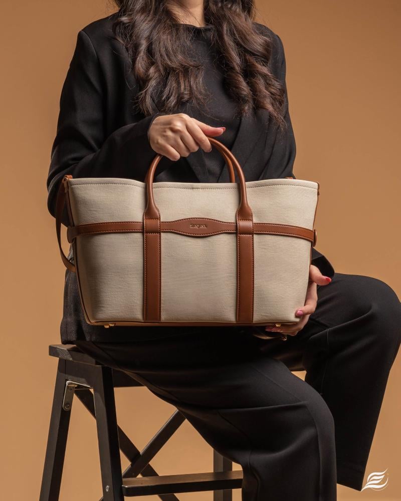 زجل - حقيبة  توت- مقبضان لون كريمي