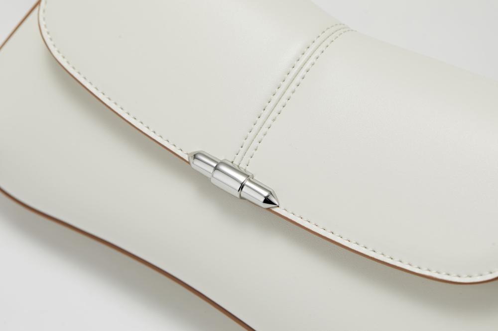 شنطة كتف ابيض