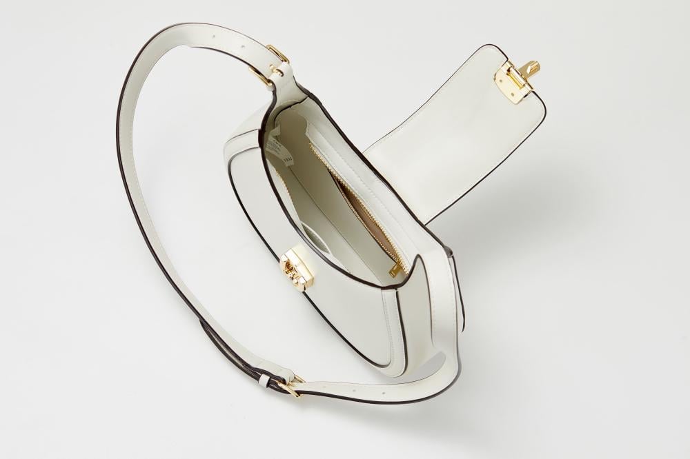 شنطة كتف نسائيه