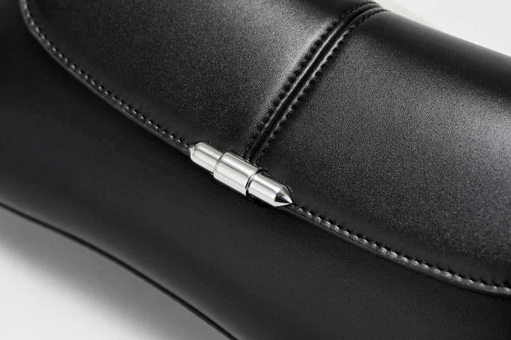 شنطه جلد اسود