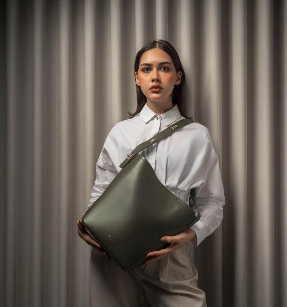 افخم شنط نسائيه