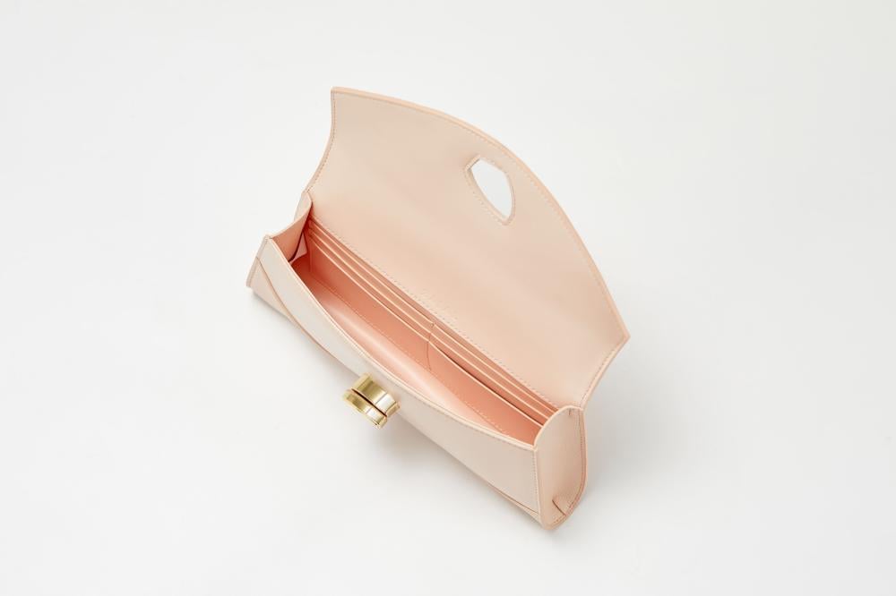 حقيبة كلاتش