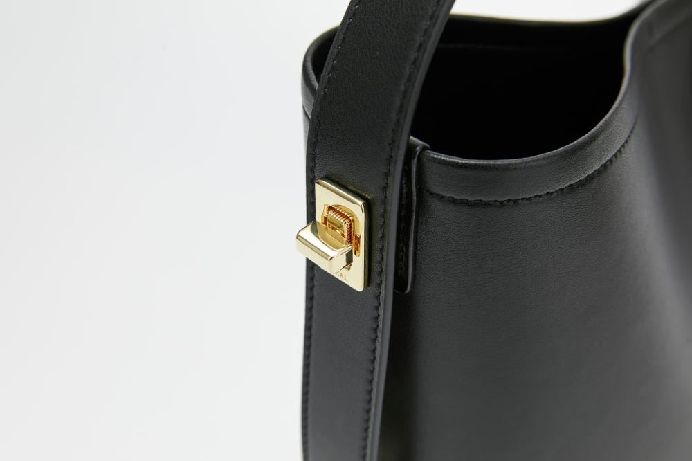 زجل حقيبة دلو - مقبض واحد لون أسود