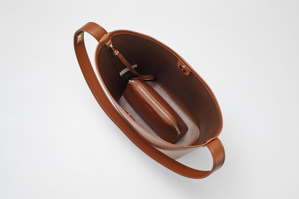 شنطة يد نسائية