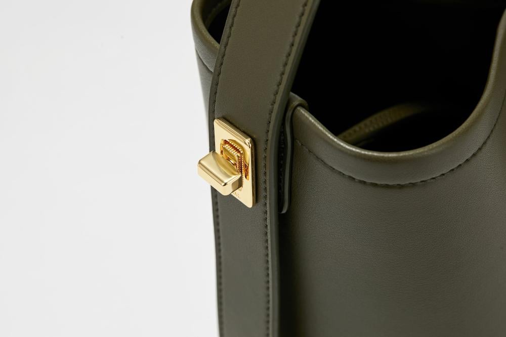 افخم شنط نسائيه