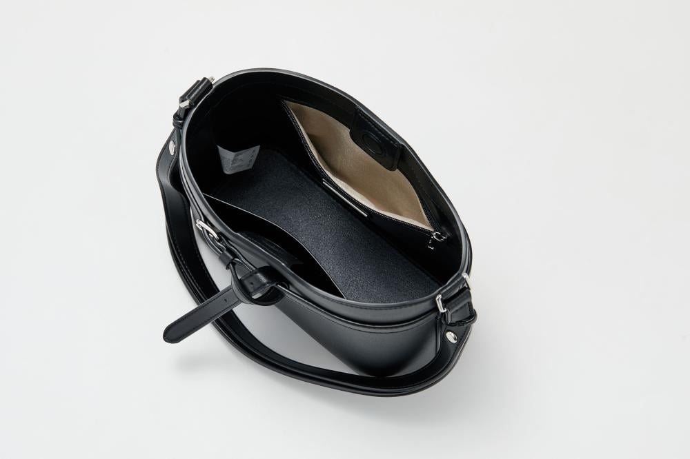 شنطة كتف نسائية