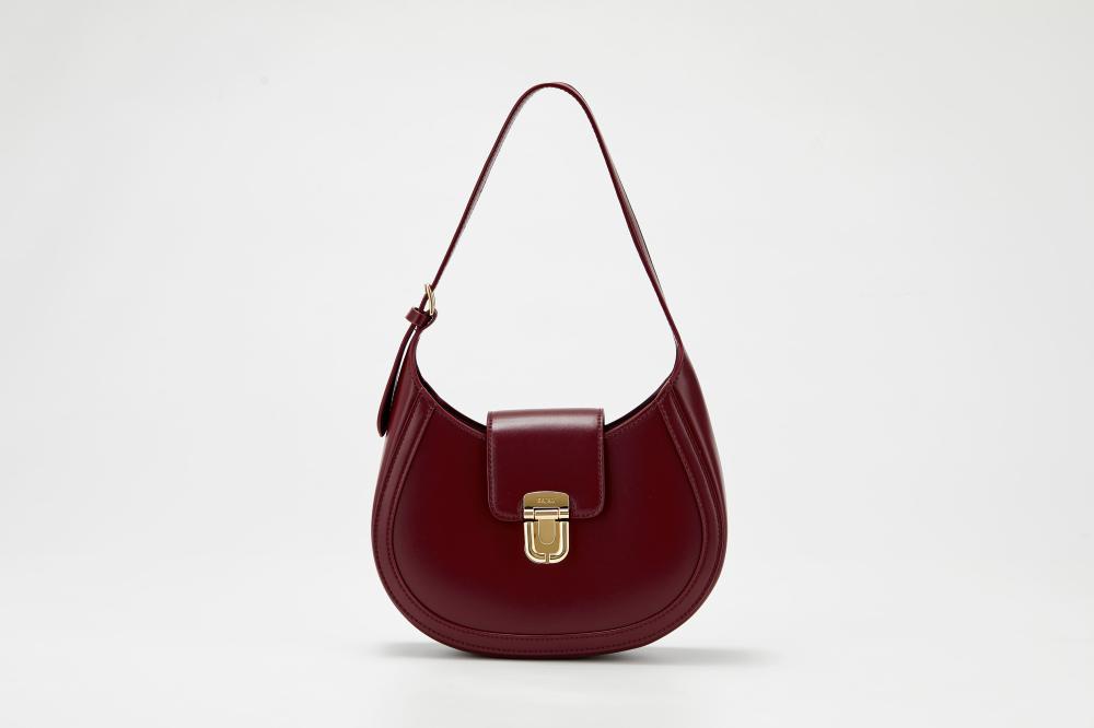 شنط كتف صغيره