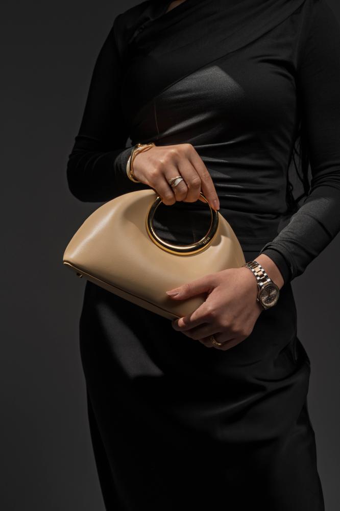 كلاتش نسائي