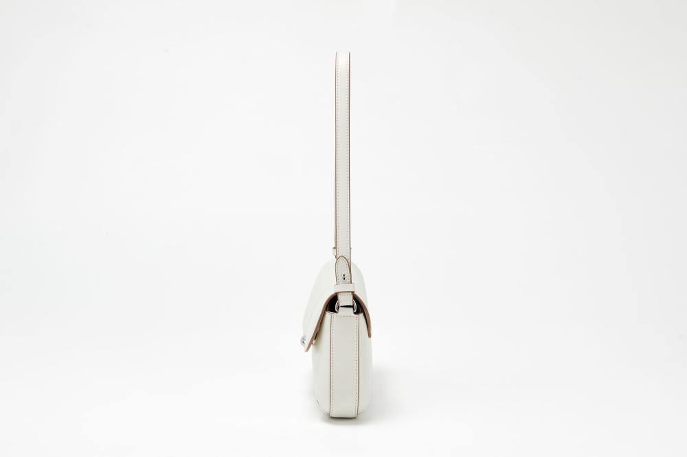 White shoulder bag