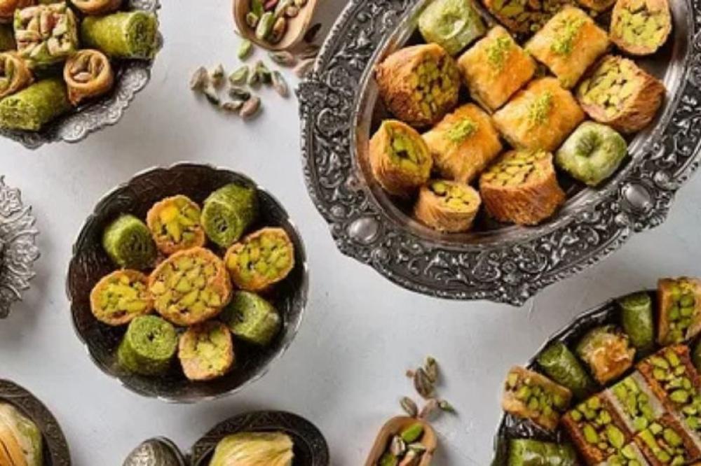 ما هي الحلويات المشهورة في تركيا