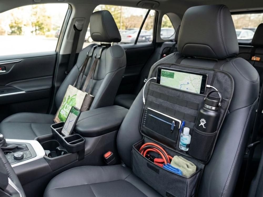 إكسسوارات تنظيم السيارة وتوفير المساحة