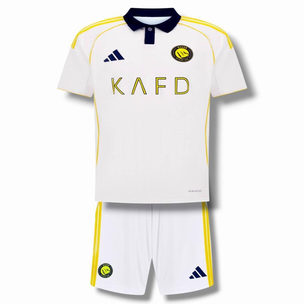 طقم النصر الجديد بلون أبيض أنيق مع الشورت الرسمي موسم 2025 2026