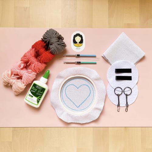 عدة إبرة النفاش شكل قلب