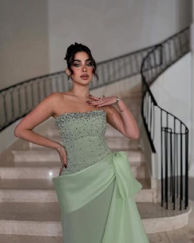 فستان لورا