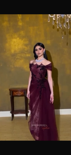 فستان سهره احمر