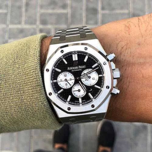 ساعة اديمار بيغيه /ap190