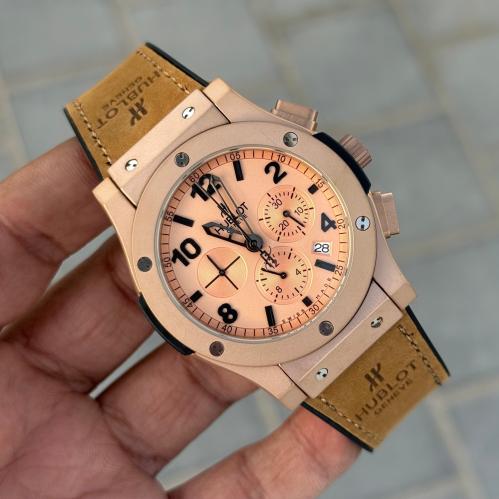 ساعة ابلو روز قولد مطفي