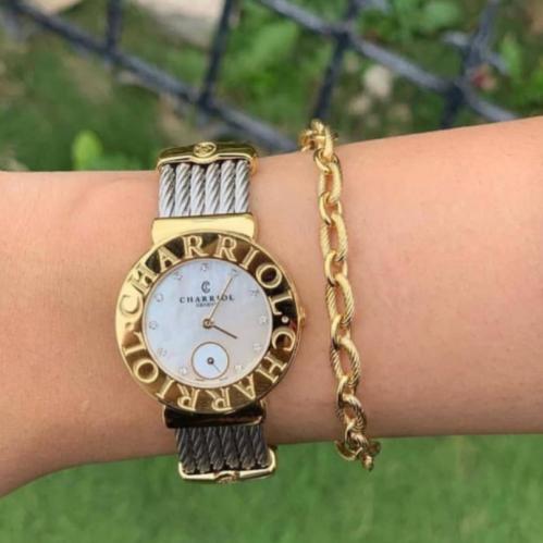 ساعات نسائيه Charriol