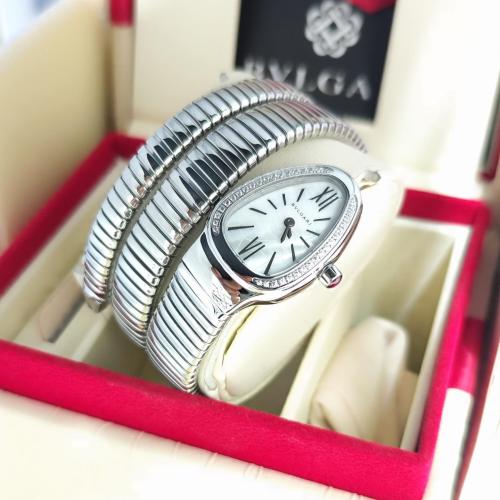 ساعة نسائيه الثعبان BV