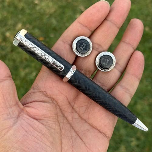 قلم و كبك كارتيه 2025