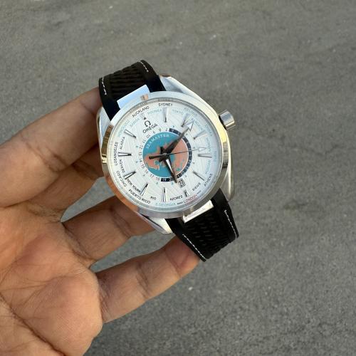 ساعة اوميغا سي ماستر العالم