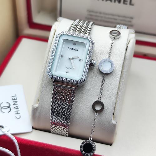 شانيل مع سواره ساعه نسائيه