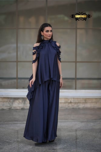 بلوزة و بنطلون من الحرير