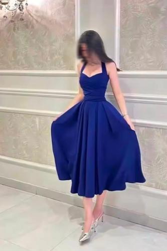 فساتين ملكيه