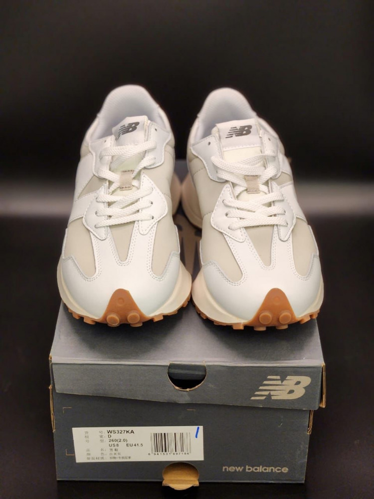 New Balance 327