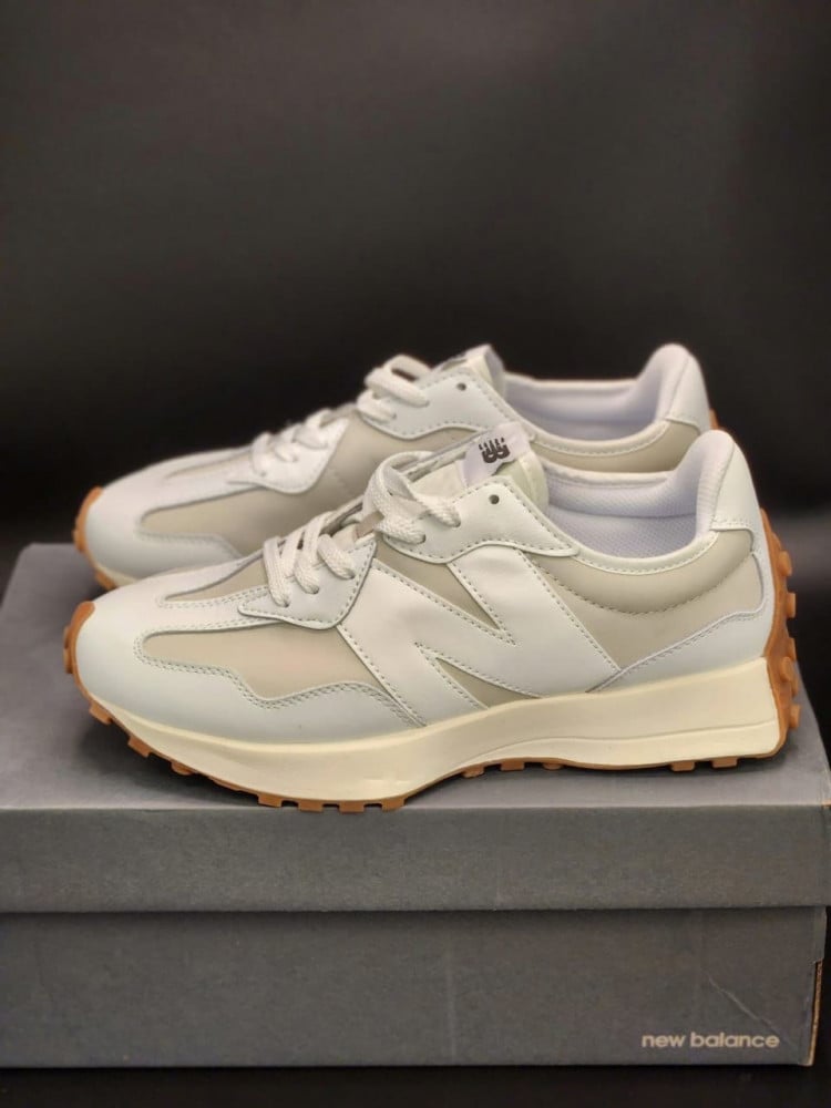 New Balance 327