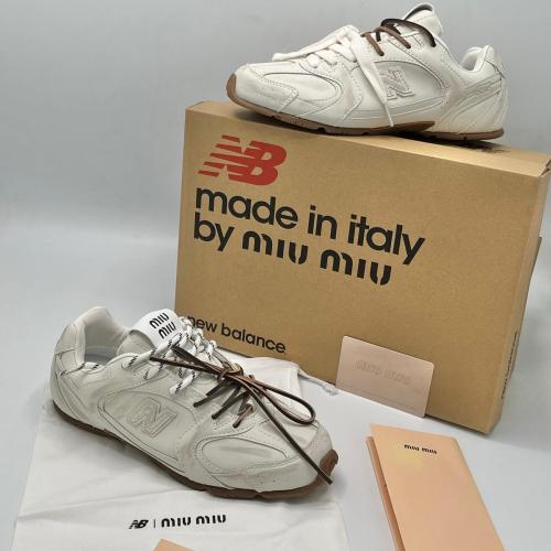 New Balance & miu miu